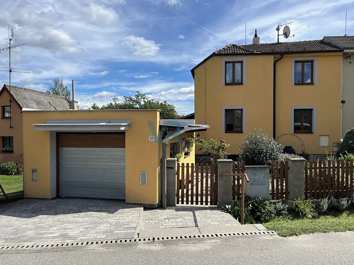 Prodej rodinného domu 150 m², pozemek 779 m²